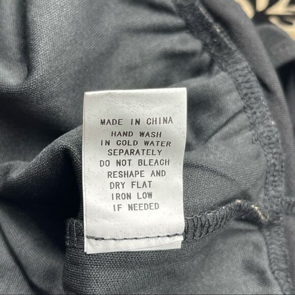 Ember Velvet Floral Lace Flare sleeve Bodysuit SMALL NWT - Picture 13 of 13